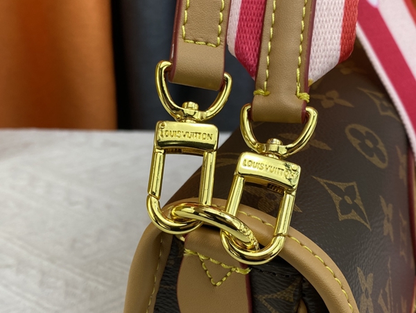 ルイヴィトンバッグ素材ディテール